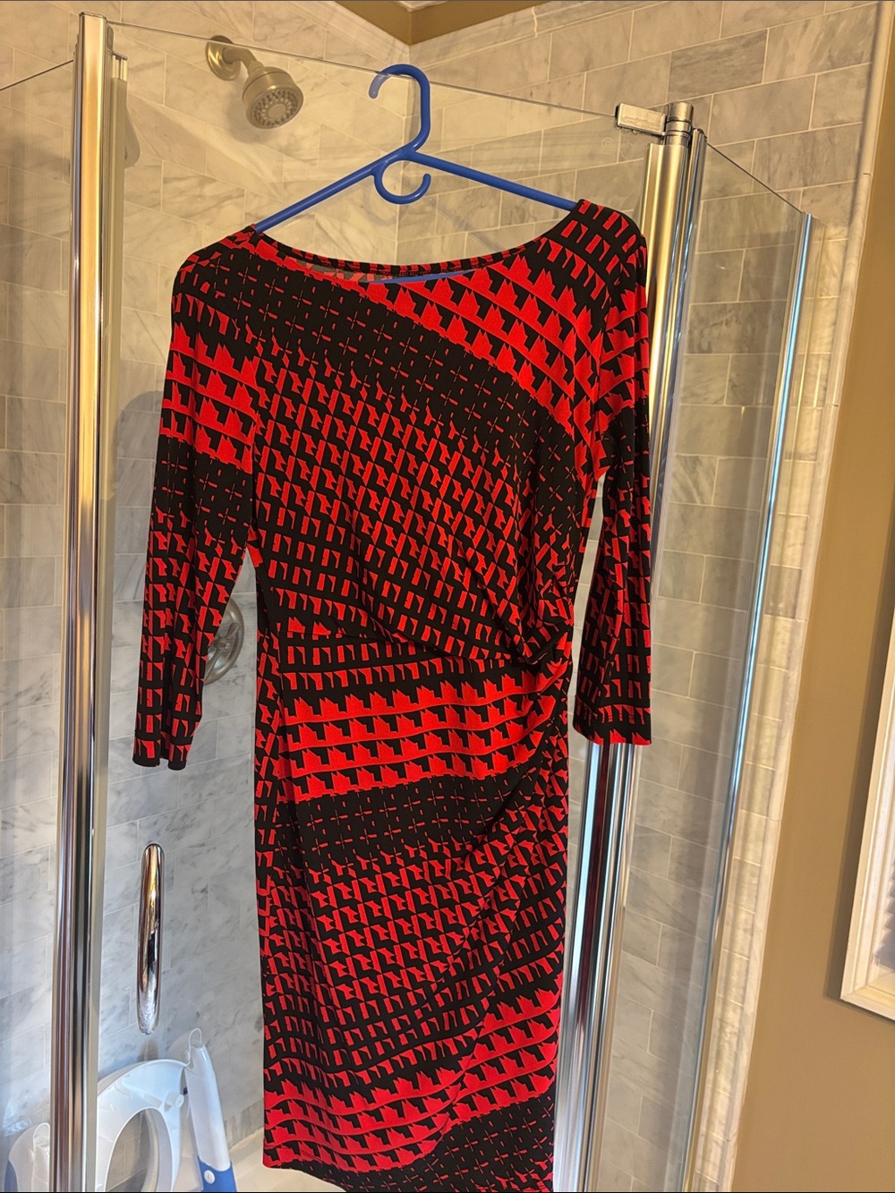 Gabby Skye Red and Black Long Sleeve Sheath Dress